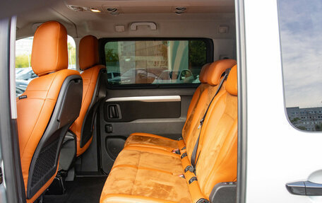 Peugeot Traveller I, 2021 год, 2 288 000 рублей, 8 фотография