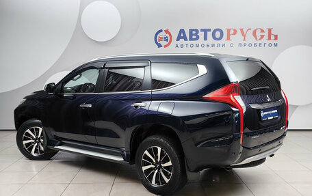 Mitsubishi Pajero Sport III рестайлинг, 2016 год, 2 775 000 рублей, 2 фотография