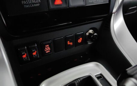 Mitsubishi Pajero Sport III рестайлинг, 2016 год, 2 775 000 рублей, 16 фотография