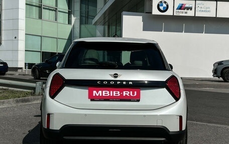 MINI Hatch, 2025 год, 4 800 000 рублей, 6 фотография