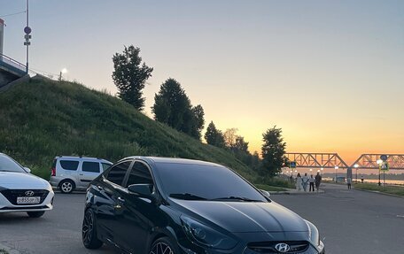 Hyundai Solaris II рестайлинг, 2011 год, 849 000 рублей, 21 фотография