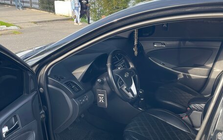 Hyundai Solaris II рестайлинг, 2011 год, 849 000 рублей, 13 фотография