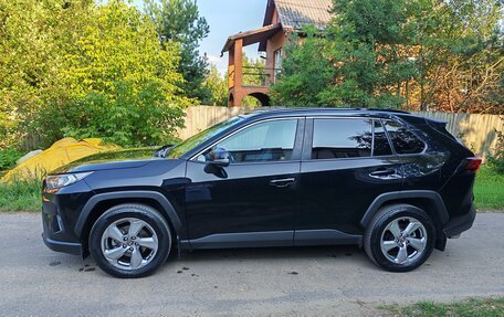 Toyota RAV4, 2021 год, 2 800 000 рублей, 6 фотография