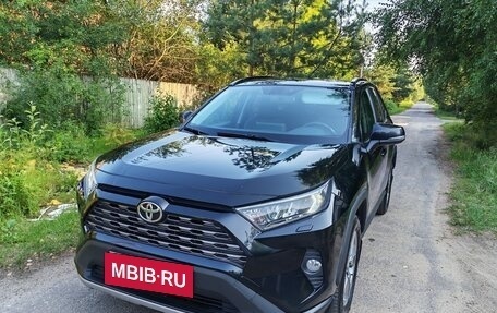 Toyota RAV4, 2021 год, 2 800 000 рублей, 12 фотография