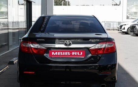 Toyota Camry, 2014 год, 1 349 000 рублей, 6 фотография