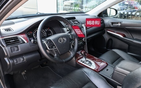 Toyota Camry, 2014 год, 1 349 000 рублей, 16 фотография
