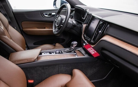 Volvo XC60 II, 2020 год, 4 097 000 рублей, 9 фотография