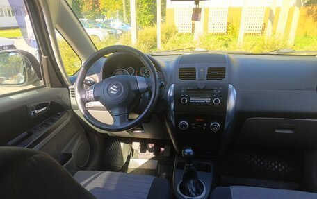 Suzuki SX4 II рестайлинг, 2010 год, 680 000 рублей, 15 фотография