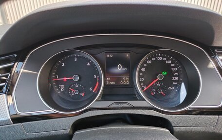 Volkswagen Passat B8 рестайлинг, 2020 год, 3 250 000 рублей, 13 фотография