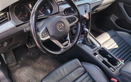 Volkswagen Passat B8 рестайлинг, 2020 год, 3 250 000 рублей, 21 фотография