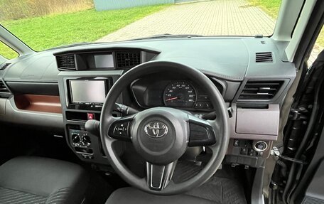Toyota Roomy I, 2018 год, 1 100 000 рублей, 13 фотография