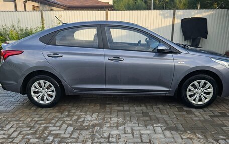 Hyundai Solaris II рестайлинг, 2018 год, 1 500 000 рублей, 3 фотография