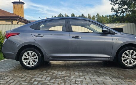 Hyundai Solaris II рестайлинг, 2018 год, 1 500 000 рублей, 4 фотография