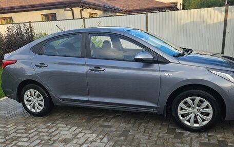 Hyundai Solaris II рестайлинг, 2018 год, 1 500 000 рублей, 14 фотография