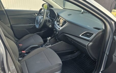 Hyundai Solaris II рестайлинг, 2018 год, 1 500 000 рублей, 16 фотография