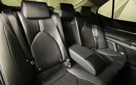 Toyota Camry, 2022 год, 2 995 000 рублей, 17 фотография