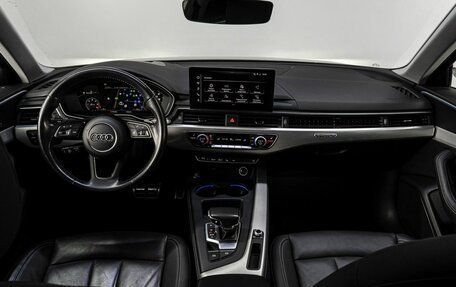 Audi A4, 2019 год, 3 459 000 рублей, 19 фотография