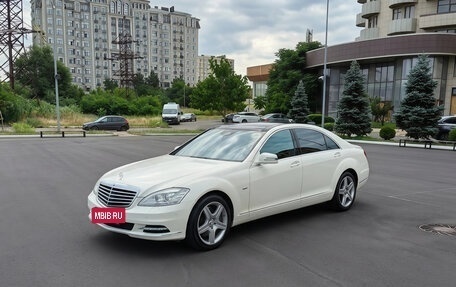 Mercedes-Benz S-Класс, 2011 год, 1 450 000 рублей, 2 фотография
