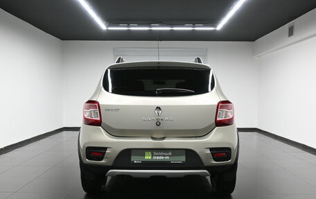 Renault Sandero II рестайлинг, 2015 год, 1 095 000 рублей, 4 фотография