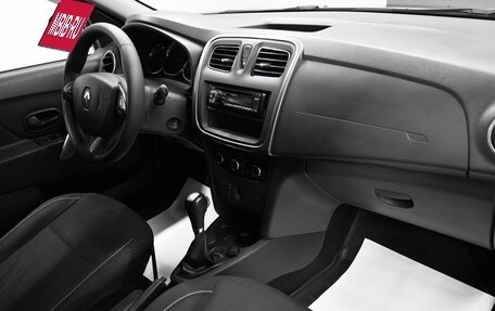 Renault Sandero II рестайлинг, 2015 год, 1 095 000 рублей, 13 фотография