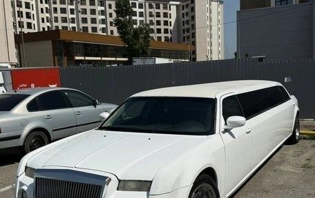 Chrysler 300C II, 2005 год, 650 000 рублей, 4 фотография