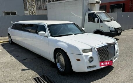 Chrysler 300C II, 2005 год, 650 000 рублей, 6 фотография
