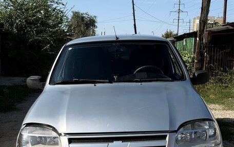 Chevrolet Niva I рестайлинг, 2005 год, 320 000 рублей, 1 фотография