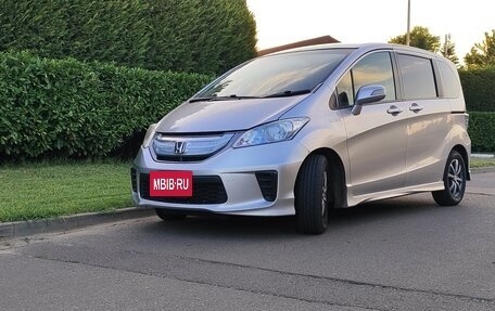 Honda Freed I, 2013 год, 1 200 000 рублей, 3 фотография