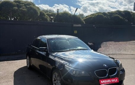 BMW 5 серия, 2003 год, 700 000 рублей, 4 фотография