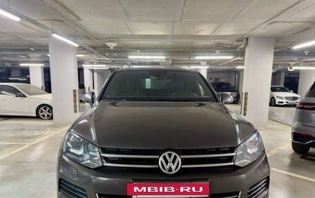 Volkswagen Touareg III, 2012 год, 2 450 000 рублей, 3 фотография