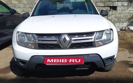 Renault Duster I рестайлинг, 2018 год, 940 000 рублей, 2 фотография
