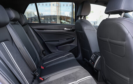Volkswagen Golf VIII, 2022 год, 2 898 000 рублей, 12 фотография