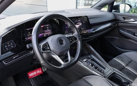 Volkswagen Golf VIII, 2022 год, 2 898 000 рублей, 17 фотография