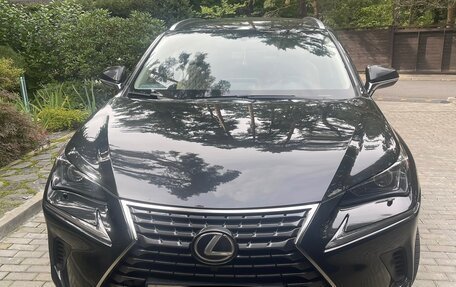 Lexus NX I, 2019 год, 3 500 000 рублей, 2 фотография