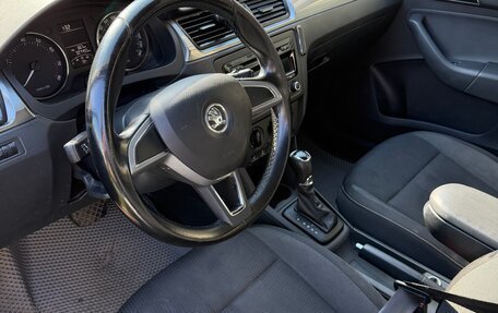 Skoda Rapid I, 2014 год, 550 000 рублей, 8 фотография
