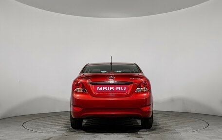 Hyundai Solaris II рестайлинг, 2013 год, 855 000 рублей, 6 фотография