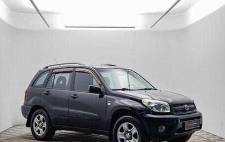 Toyota RAV4, 2005 год, 675 000 рублей, 3 фотография