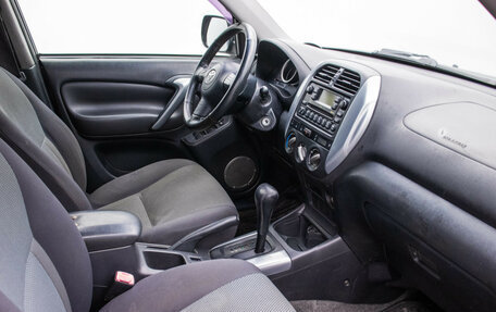 Toyota RAV4, 2005 год, 675 000 рублей, 9 фотография