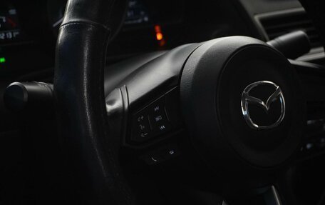 Mazda 3, 2018 год, 1 598 444 рублей, 9 фотография