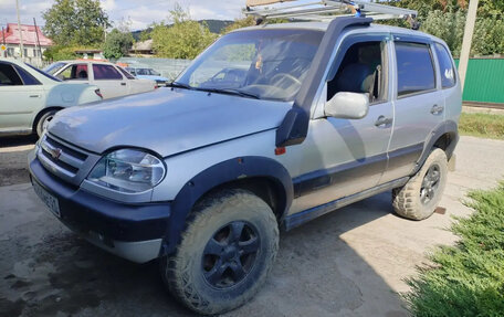 Chevrolet Niva I рестайлинг, 2005 год, 330 000 рублей, 4 фотография