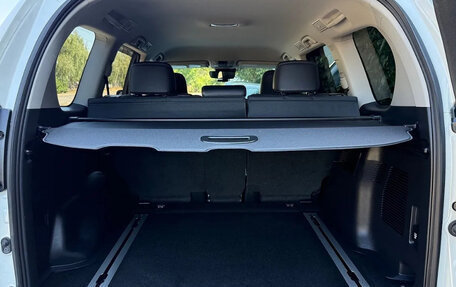 Toyota Land Cruiser Prado 150 рестайлинг 2, 2021 год, 5 350 000 рублей, 12 фотография