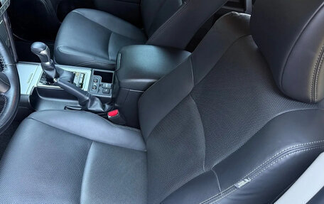 Toyota Land Cruiser Prado 150 рестайлинг 2, 2021 год, 5 350 000 рублей, 7 фотография