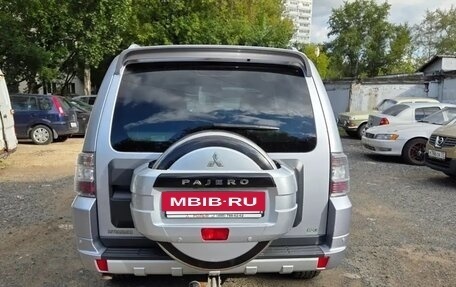 Mitsubishi Pajero IV, 2011 год, 2 200 000 рублей, 5 фотография