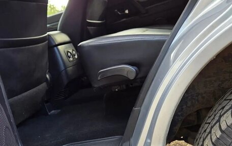 Mitsubishi Pajero IV, 2011 год, 2 200 000 рублей, 14 фотография