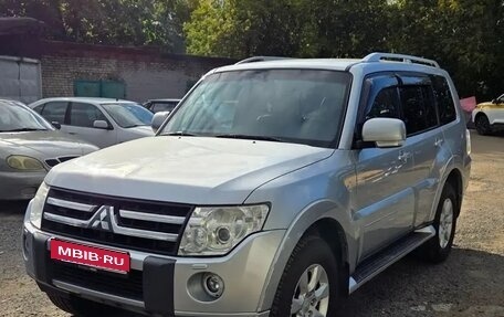 Mitsubishi Pajero IV, 2011 год, 2 200 000 рублей, 9 фотография
