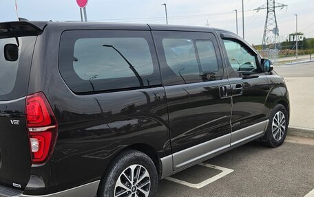 Hyundai Grand Starex Grand Starex I рестайлинг 2, 2018 год, 3 877 777 рублей, 5 фотография