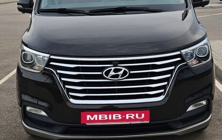 Hyundai Grand Starex Grand Starex I рестайлинг 2, 2018 год, 3 877 777 рублей, 7 фотография