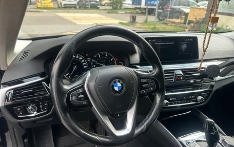 BMW 5 серия, 2019 год, 2 200 000 рублей, 15 фотография