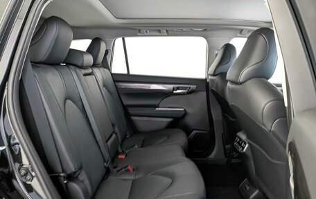 Toyota Highlander, 2026 год, 5 890 000 рублей, 12 фотография