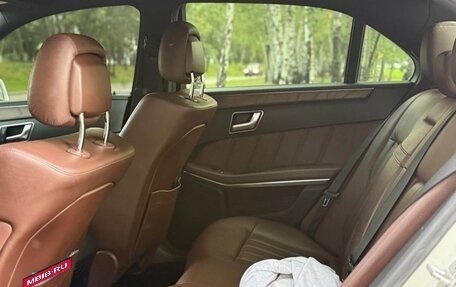 Mercedes-Benz E-Класс, 2015 год, 2 100 000 рублей, 14 фотография